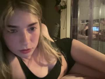 girl Close-up Pussy Web Cam Girls with scxrletbae